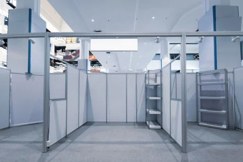 budowa stoisk wystawienniczych szybko i tanio